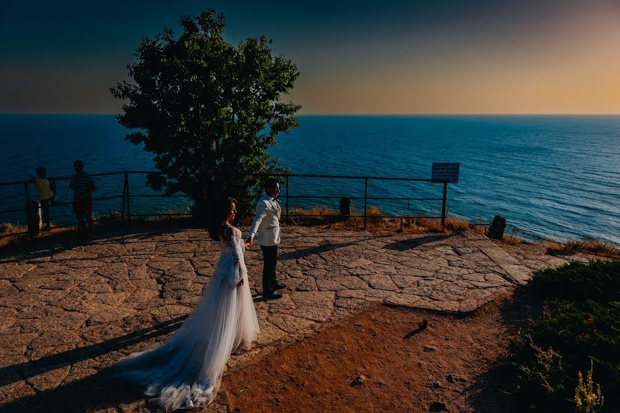 Wedding photographer Costel Mircea (costelmircea). Photo of 3 October 2022