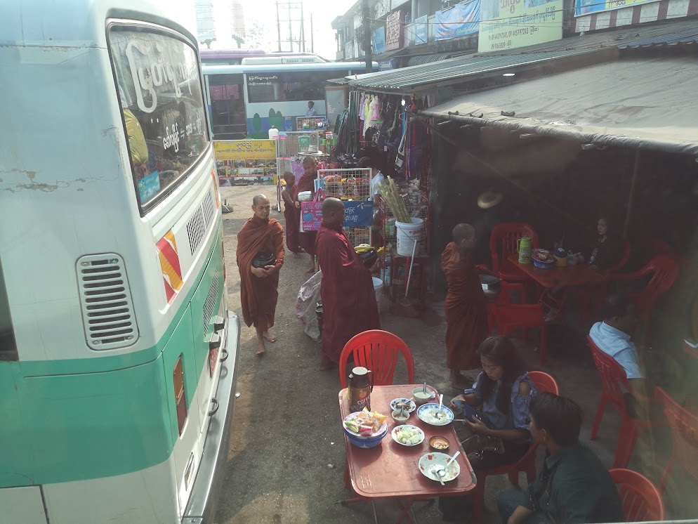 bus pour yangon