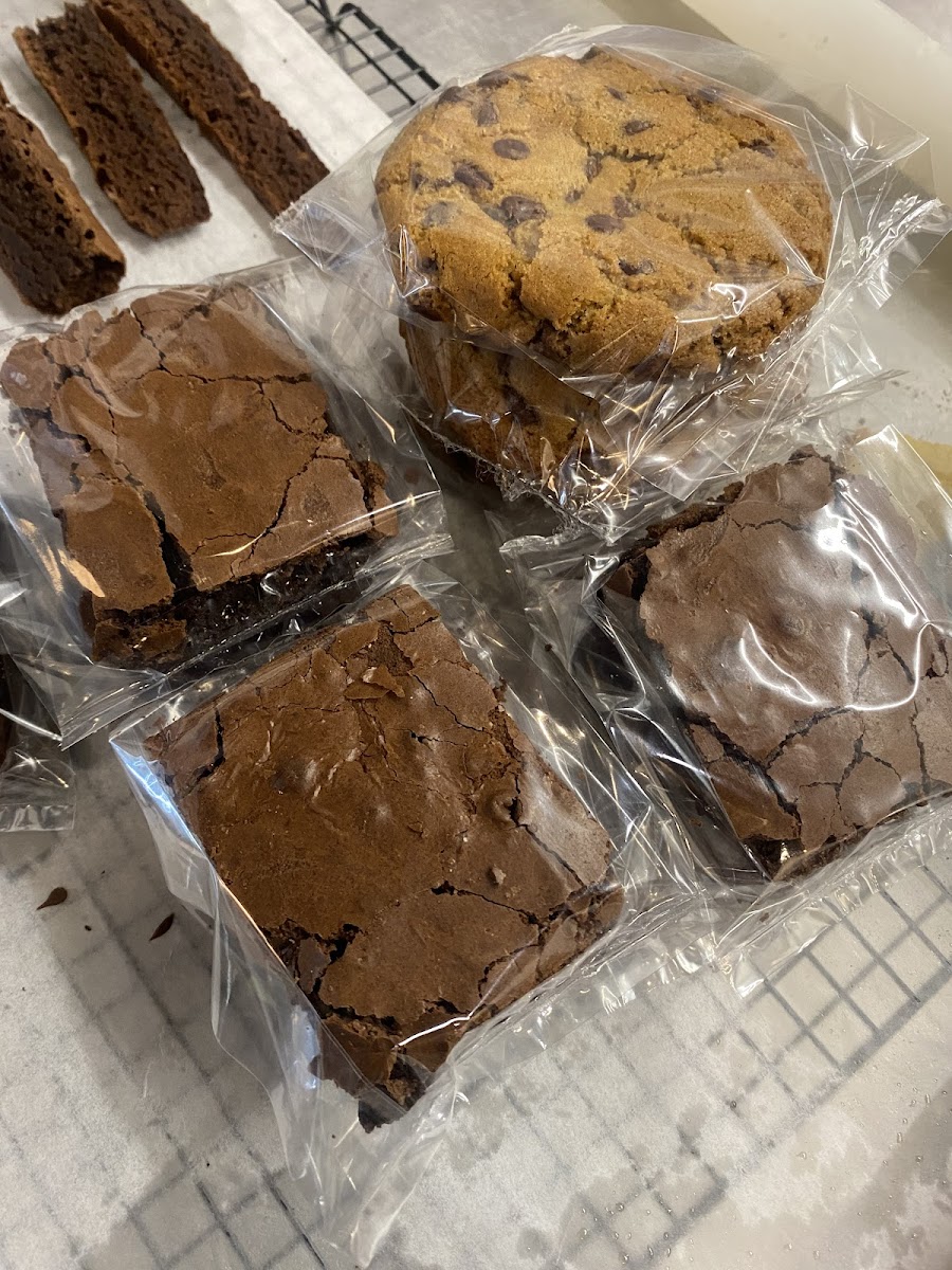 Brownies & Chocolate Chip Cookies