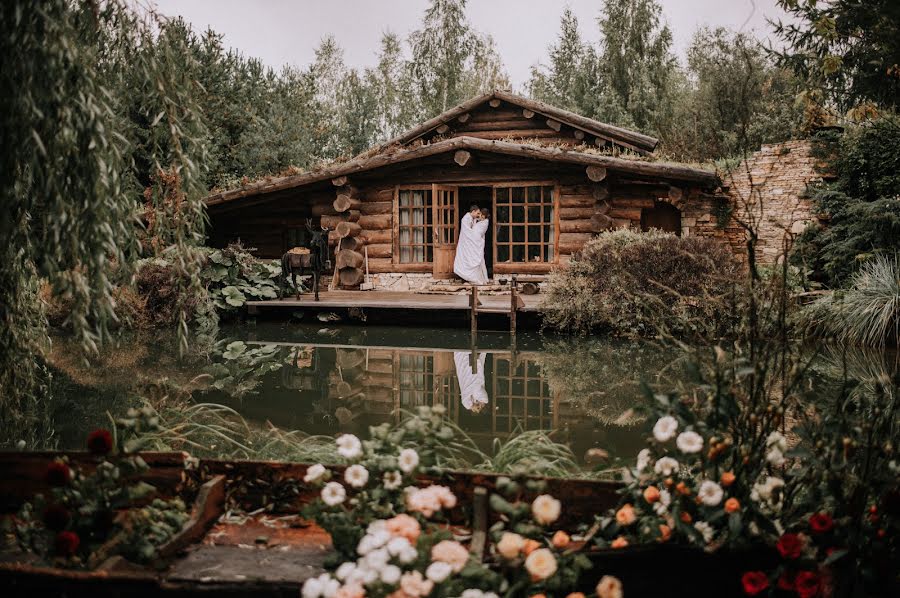 Nhiếp ảnh gia ảnh cưới Afina Efimova (yourphotohistory). Ảnh của 6 tháng 4 2022