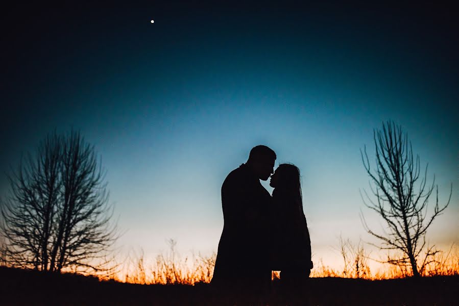 Fotógrafo de casamento Yana Drozd (drozdphoto). Foto de 19 de março 2020