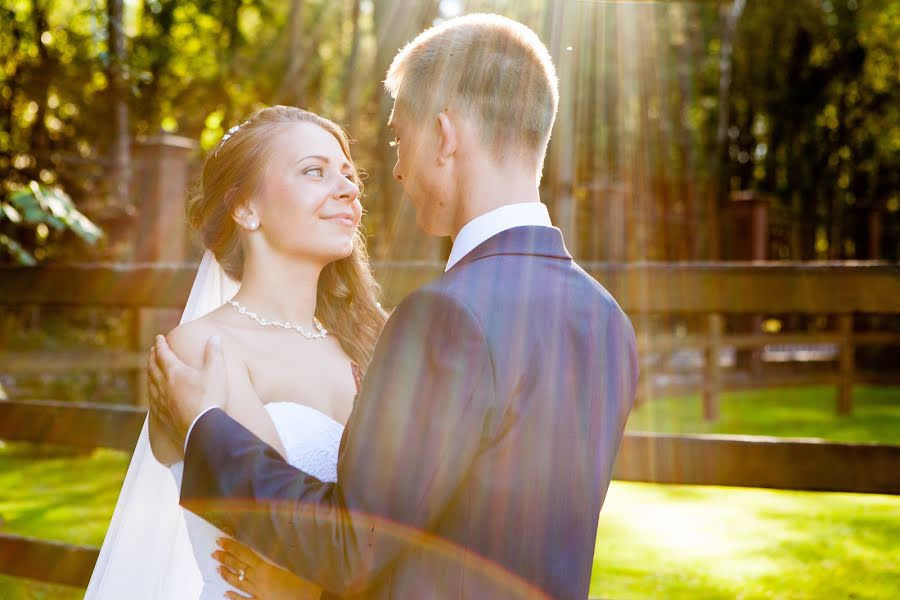 Fotografo di matrimoni Irina Khasanshina (oranges). Foto del 19 giugno 2016