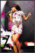 SUPERSTAR: Kelly Rowland wows the audience. Pic. Tshepo Kekana. 12/06/08. © Sowetan.