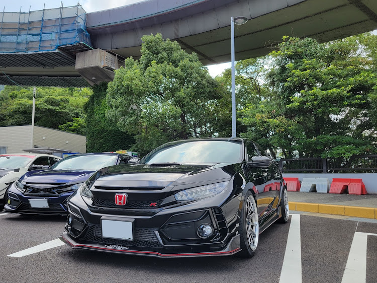 シビックタイプRのFK8シビックタイプR・オフ会・秋吉台・めかりPAに関するカスタム事例の投稿画像6枚目