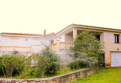 Villa with terrace 9