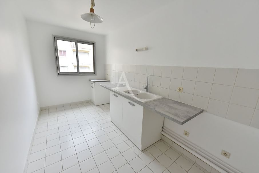 Location  appartement 4 pièces 91.48 m² à Fontenay-aux-Roses (92260), 1 854 €