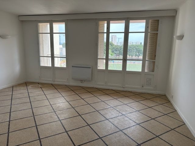 Vente appartement 3 pièces 73 m² à Marseille 9ème (13009), 199 000 €