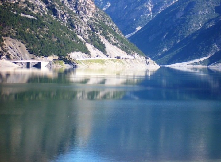 Specchio d'acqua.. di Antonio De Felice