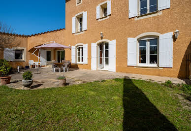 House with pool and terrace 5