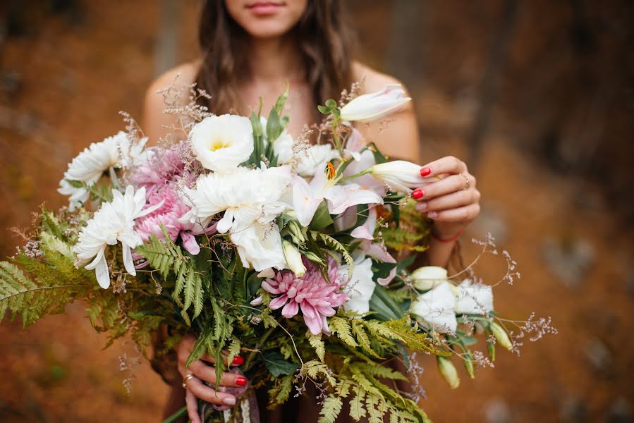 Wedding photographer Sveta Sukhoverkhova (svetasu). Photo of 27 February 2019