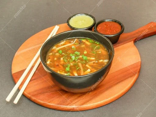 Hot And Sour Soup (Veg) (Serves 1)