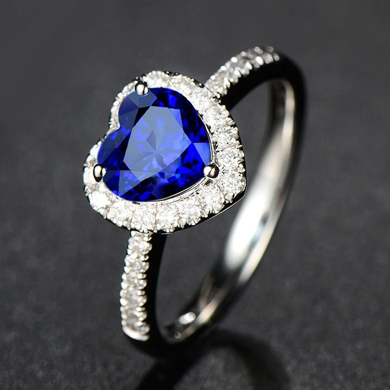 Anillo de zafiro corazón azul Expresa tu amor con este hermoso anillo, un símbolo elegante y romántico para ella, perfecto regalo.