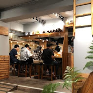 隱家拉麵(公館店)