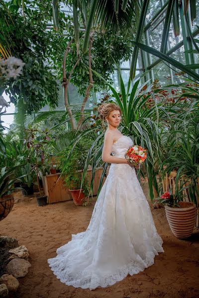 Wedding photographer Yana Yavorskaya (yanna1383). Photo of 22 July 2014