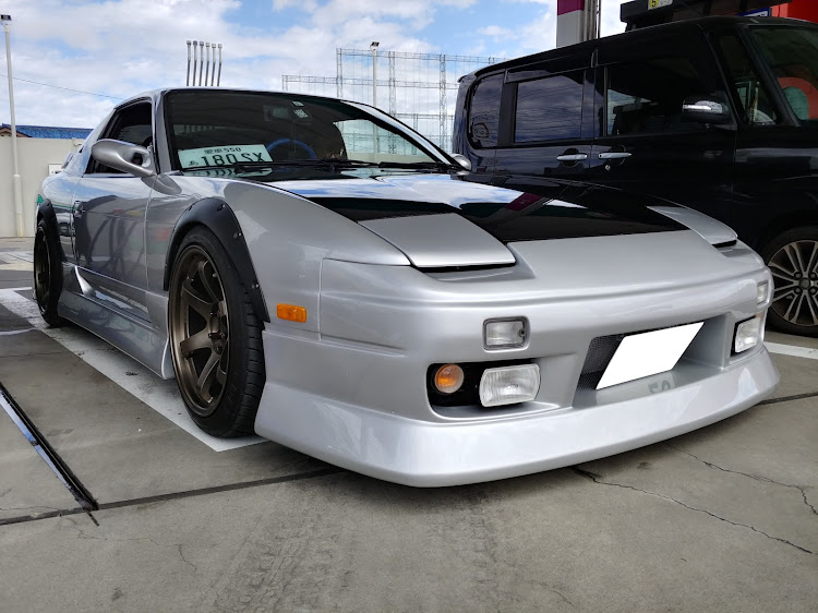 180SXの退院しました・エキマニ交換・中間ストレート・サブタイコ撤去・ECV取り付けに関するカスタム事例の投稿画像1枚目