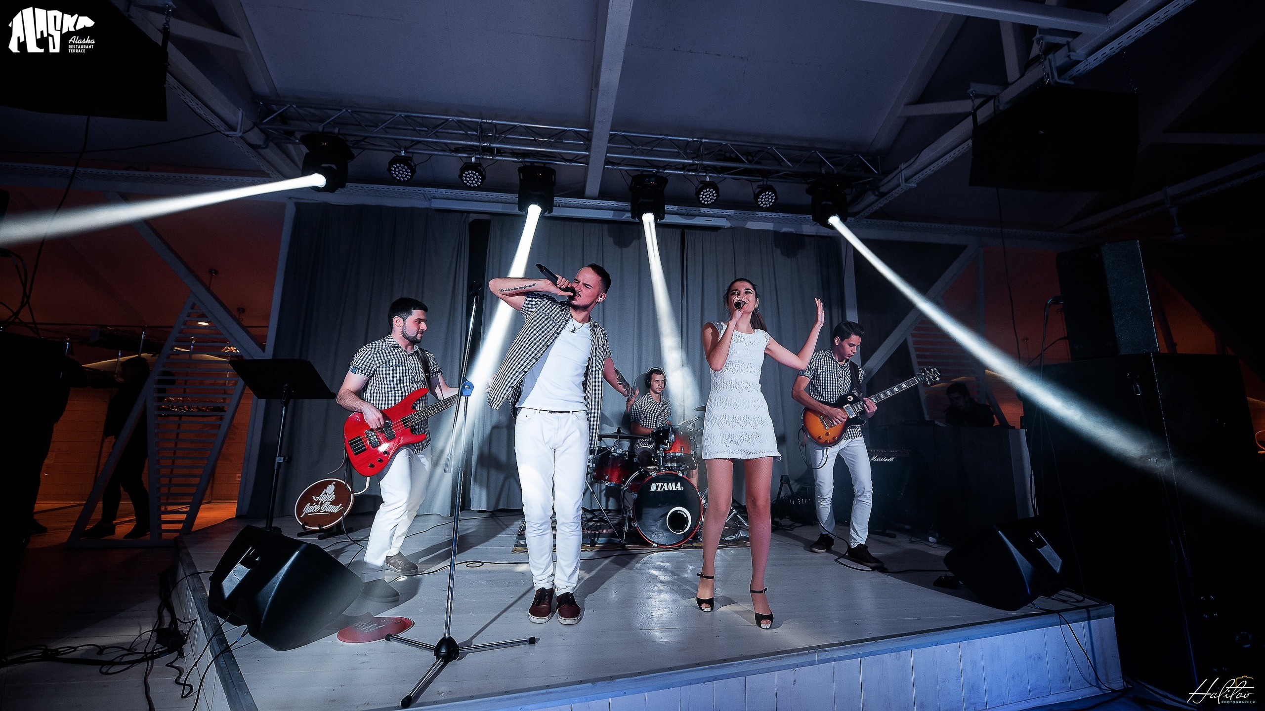 группа апл. Crimson apple группа. Apple. группа apple. группа apple.