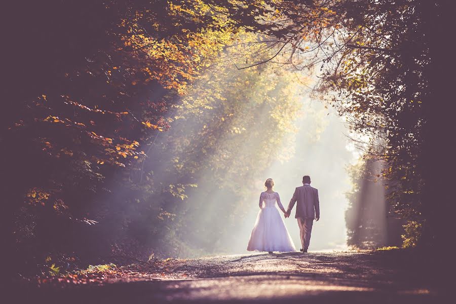 Fotógrafo de casamento Jozef BRAJER (brajer). Foto de 24 de novembro 2015