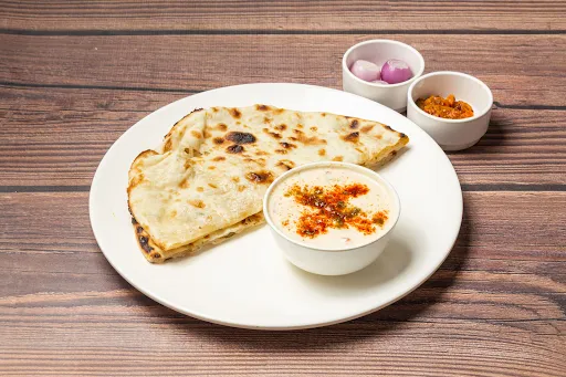 Aloo Paratha [2 Pcs] & Mix Veg Raita