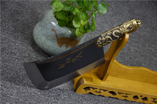 Title 4, Dragons Descendant Bone Cutter. Superior ergon...