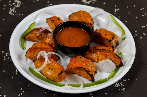 Paneer Tandoori Veg Momos [8 Pieces]