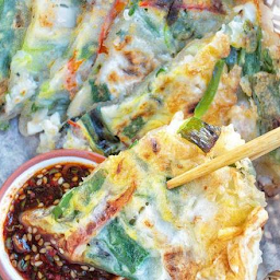 Seafood Pancake (Pajeon)