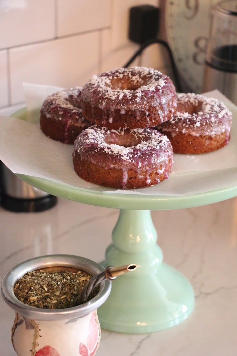 Paleo Low Carb baked donuts (almond and coconut flour)