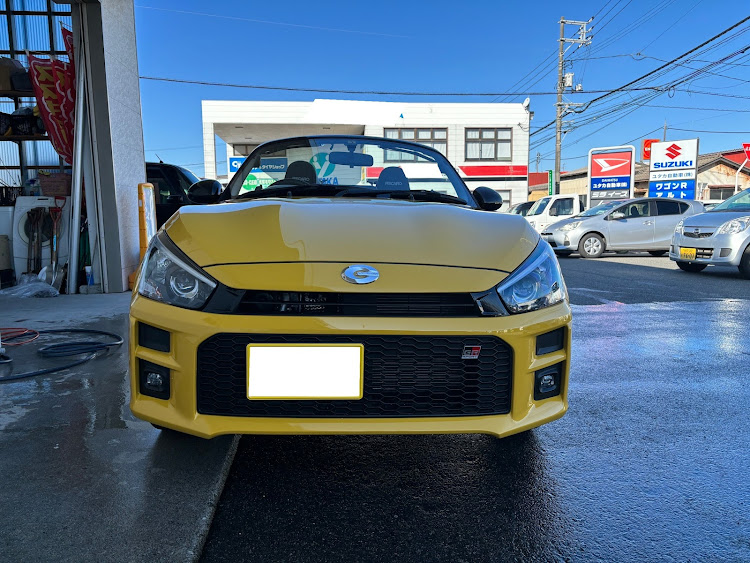 コペンの頑張れダイハツ・愛車の好きな角度・GRコペン・今年もよろしくお願いしますに関するカスタム事例の投稿画像1枚目