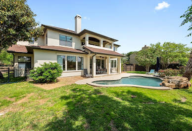 Maison avec piscine et terrasse 5