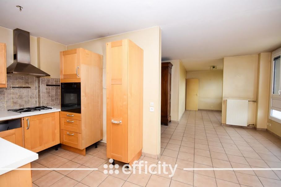 Vente appartement 3 pièces 74 m² à Lyon 8ème (69008), 179 900 €