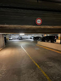 parking à Paris 20ème (75)