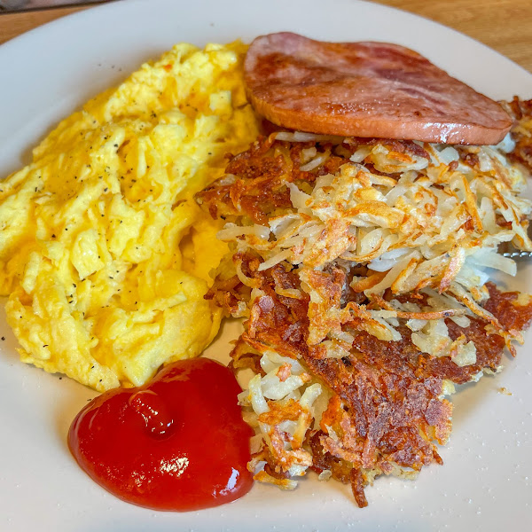 Scrambled eggs with ham.