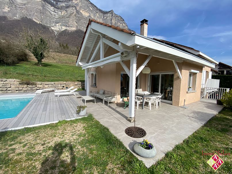 Vente maison 7 pièces 194 m² à Crolles (38920), 730 000 €