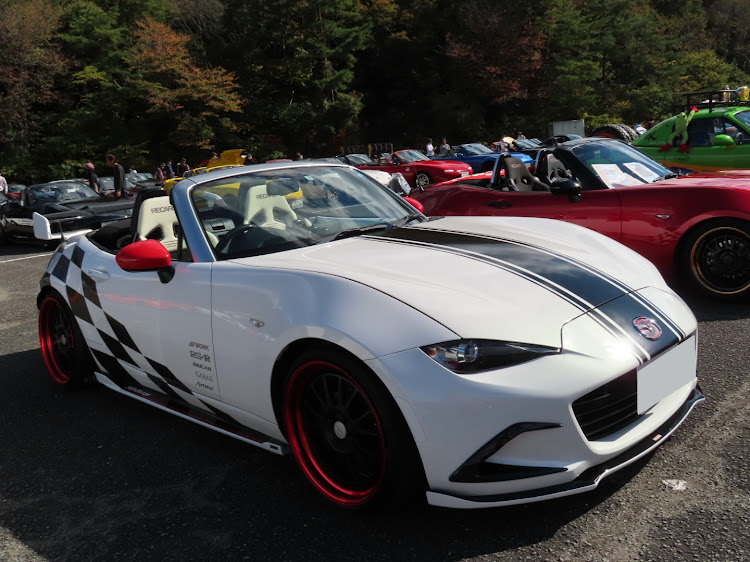 ロードスターのオアシスミーティング・姫路ナンバーロードスターの個性ょ🤣・幅、ナイスデイ〜・姫路のどろ焼、美味し😋・NCを愛してやまない方、お待ちをに関するカスタム事例の投稿画像47枚目