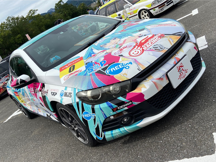 スカイラインの天下無双・痛車・駐車場が池❓・10月も宜しくお願いしますに関するカスタム事例の投稿画像27枚目