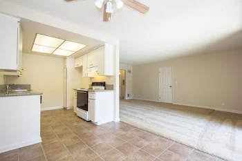 Go to Palm Creek Floorplan page.