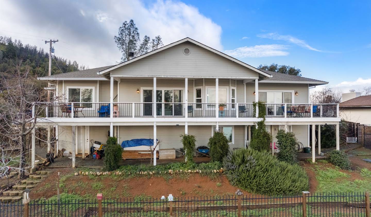 Maison avec piscine et jardin Kelseyville