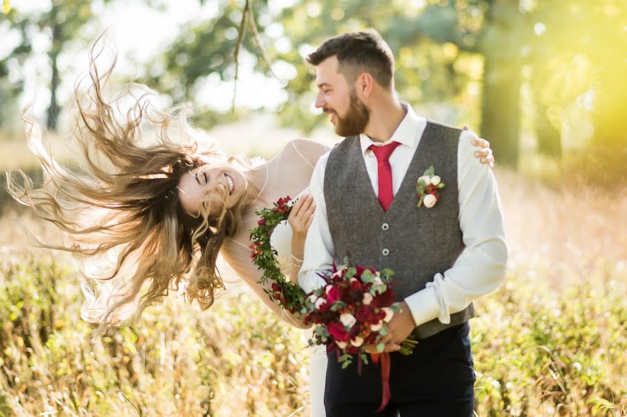 Fotógrafo de bodas Elena Oskina (oskina). Foto del 25 de septiembre 2018