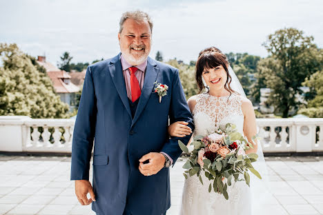 Fotógrafo de bodas Surfin Birds Photography And Film (bettiplach). Foto del 18 de enero 2019