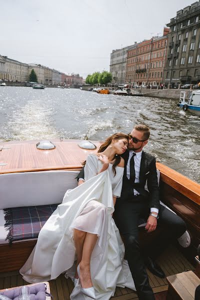 Fotógrafo de casamento Alina Ovsienko (ovsienko). Foto de 9 de julho 2019