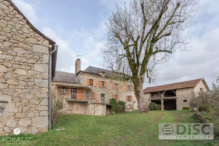 Vente maison 6 pièces 124.2 m² à Lunac (12270), 230 000 €