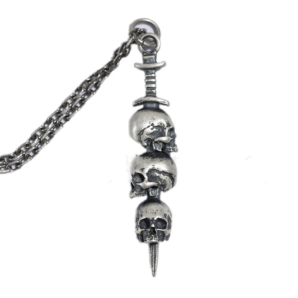 Title 2, Originele Sword Skull Pendant design. Een uniek...