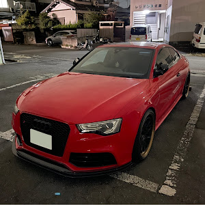 RS5 クーペ B8