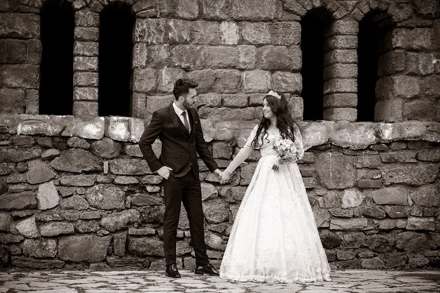 Fotografo di matrimoni Zoran Stojanovic (fotografijasd). Foto del 11 maggio 2019