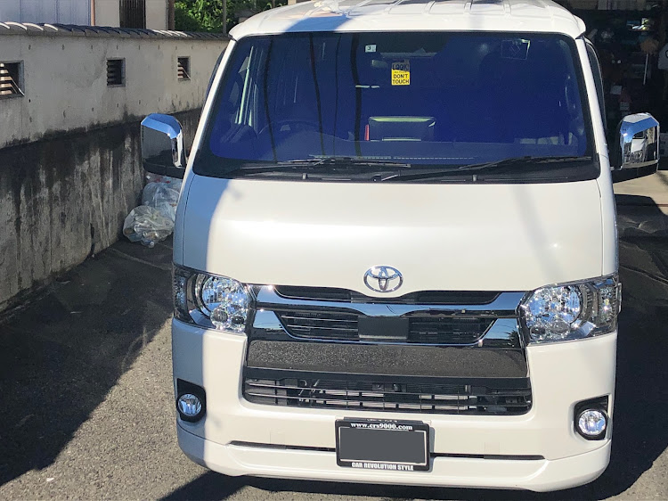 ハイエースのハイエース200 6型　IZ86 フロントガラスフィルム施工・東京　町田　神奈川　横浜　相模原・#ゴースト　フィルム　ウルトラビジョン　ゴーストフィルム・ハイエース　ゴーストフィルムに関するカスタム事例の投稿画像1枚目