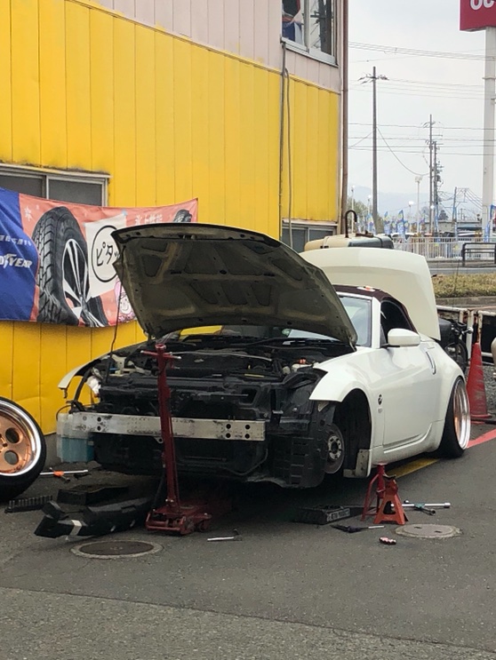 フェアレディZの車高調整・ショートナックルに関するカスタム事例の投稿画像1枚目
