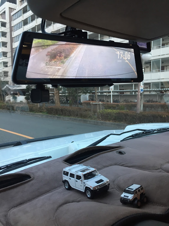H2の洗車・ドラレコ取付・スマートルームミラー・autovoxに関するカスタム事例の投稿画像3枚目
