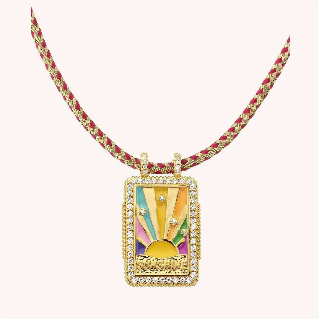 Title 1, Collar con colgante cuadrado grande de tarot pa...