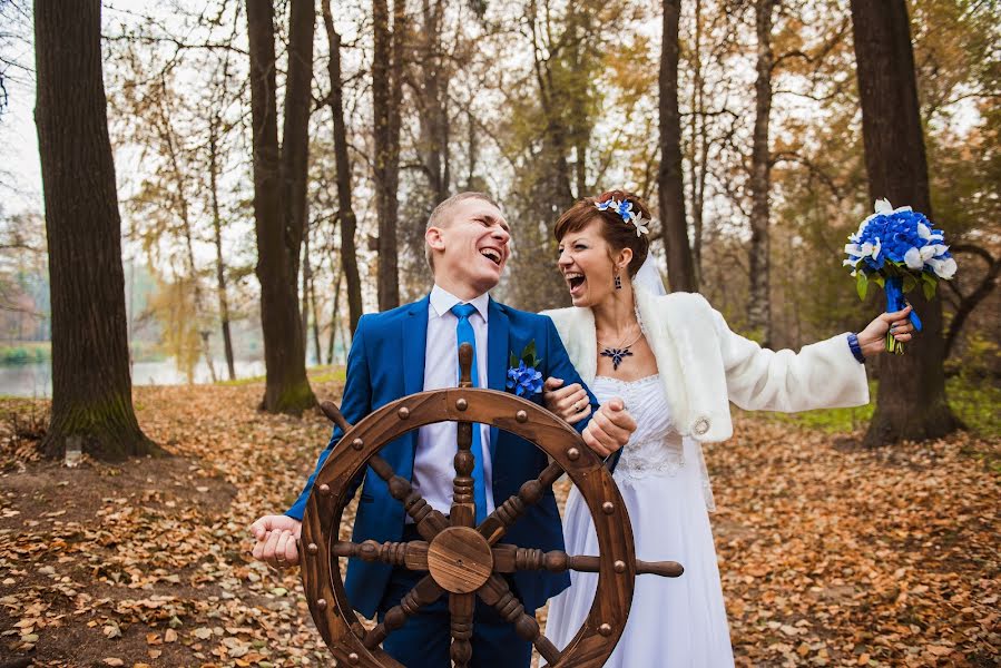 Wedding photographer Nadezhda Sokolova (nadinsokolova). Photo of 12 October 2014