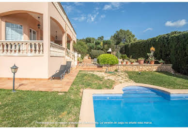 Maison avec piscine et terrasse 4