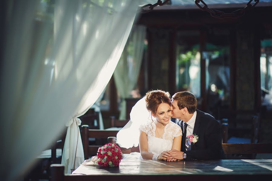 Wedding photographer Viktor Gubarev (allinclusive). Photo of 18 October 2015